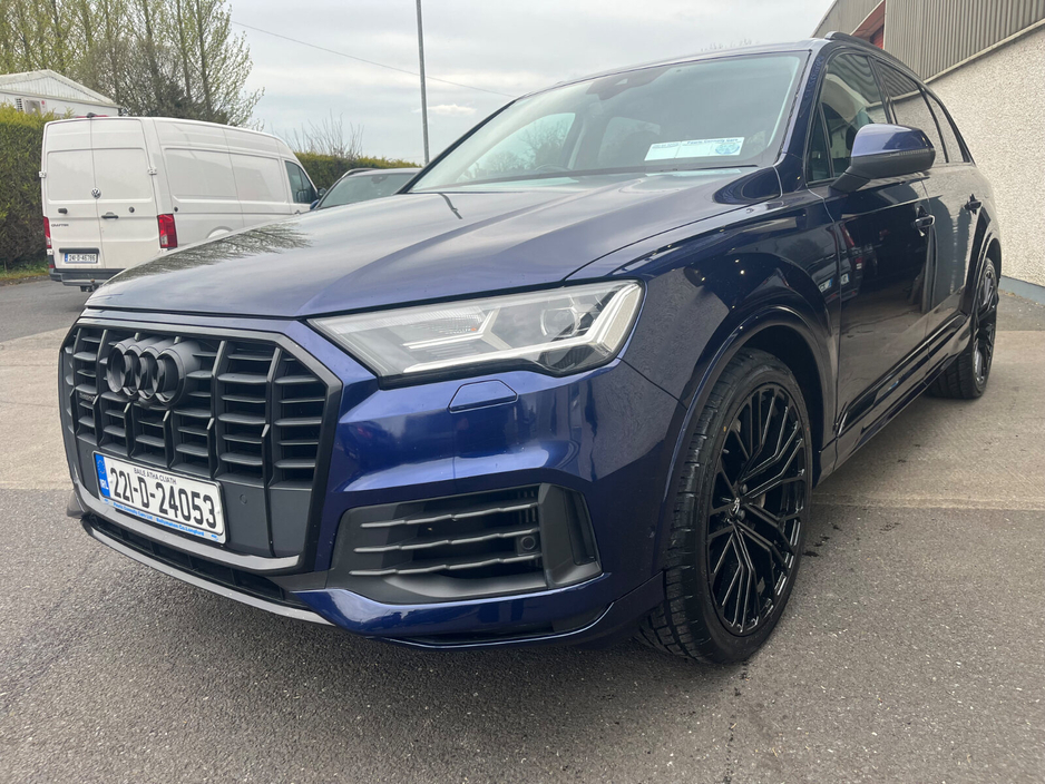 2022 Audi Q7 3L Petrol Plug-in Hybrid For Sale Images