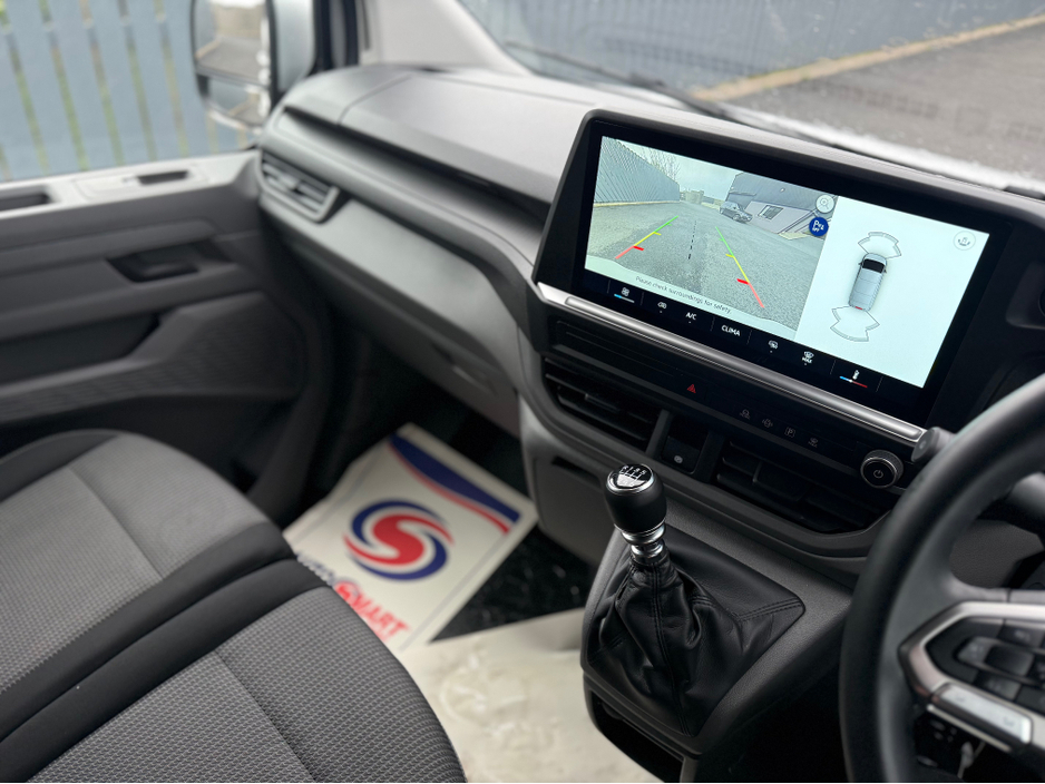 2025 Volkswagen Transporter 2L Diesel For Sale Images
