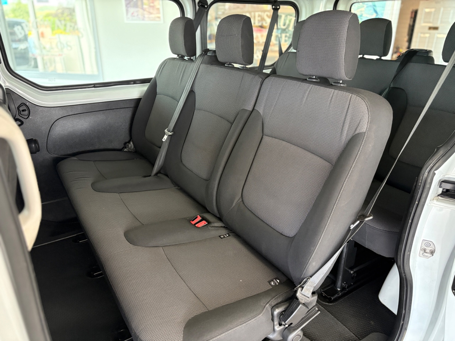 2023 Renault Trafic 2L Diesel For Sale Images