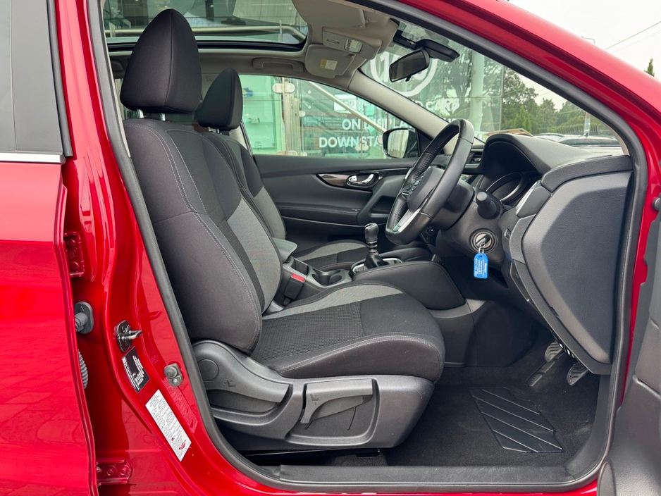 Nissan Qashqai 1.3 PET SE — thumbnail 11