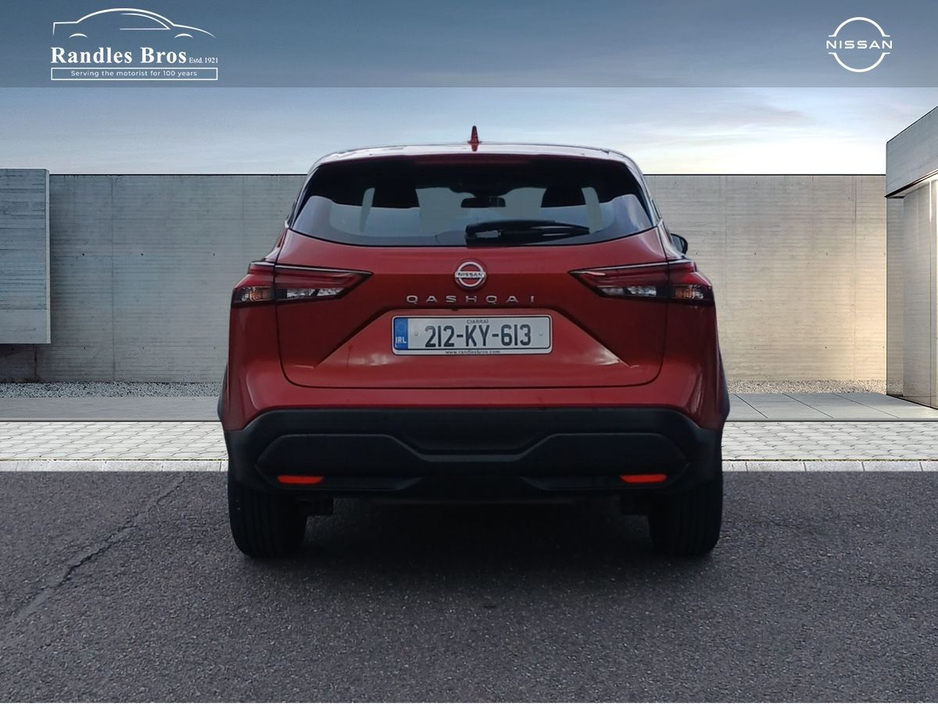 Nissan Qashqai 1.3 PET SV — thumbnail 8