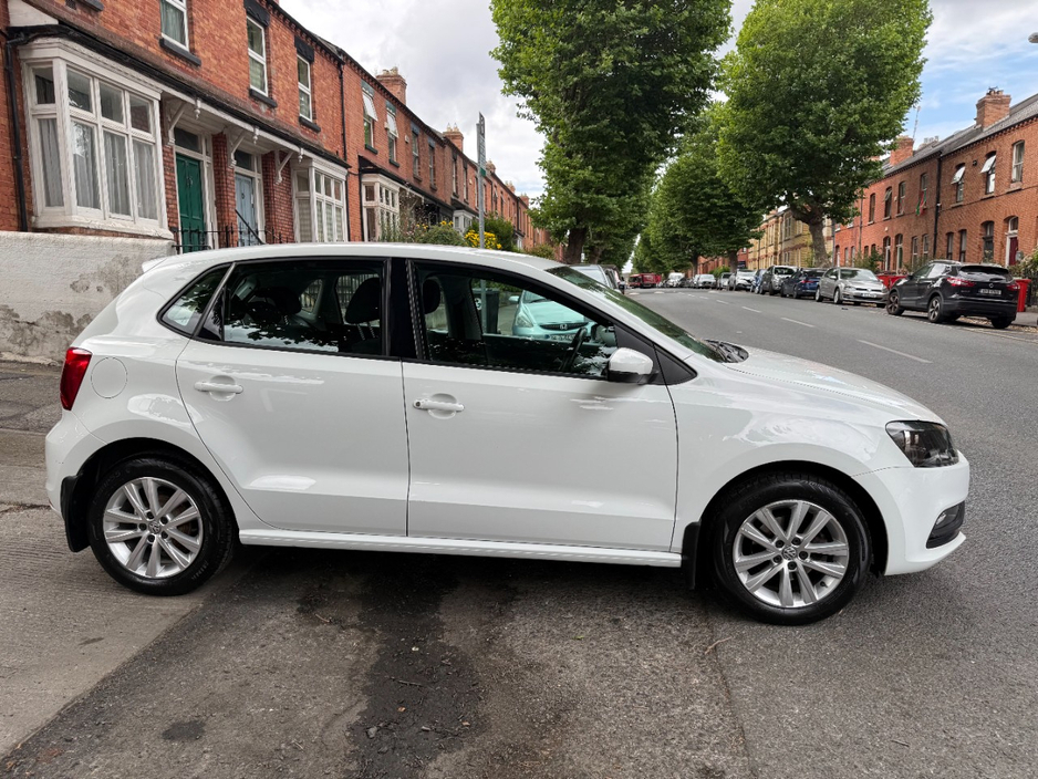 2016 Volkswagen Polo 1L Petrol For Sale Images