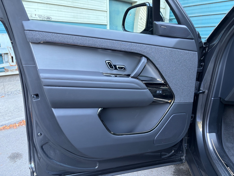 2025 Land Rover Range Rover Sport 3L Diesel For Sale Images