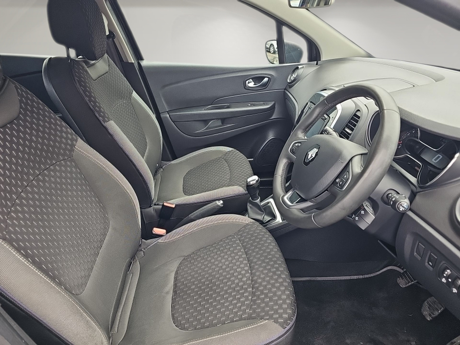 2018 Renault Captur 0.9L Petrol For Sale Images