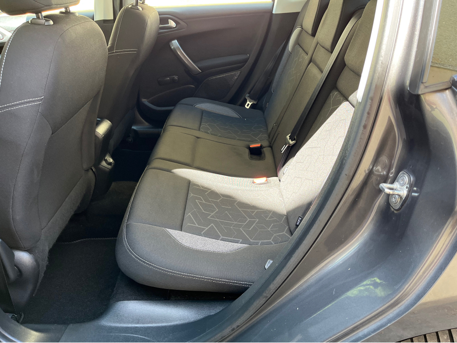 2018 Peugeot 2008 1.6L Diesel For Sale Images