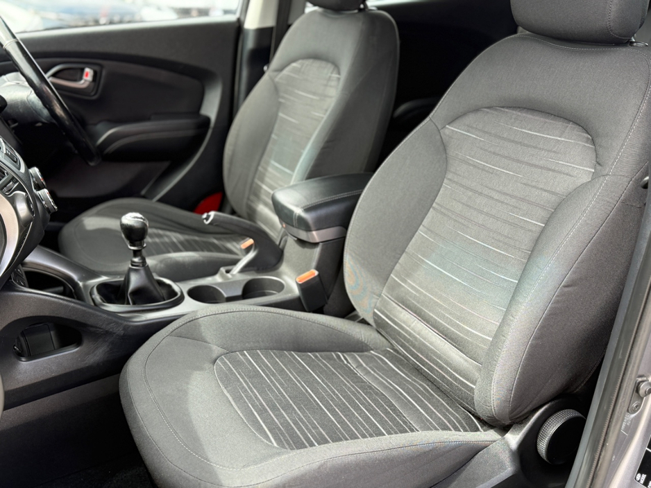 2014 Hyundai ix35 1.7L Diesel For Sale Images