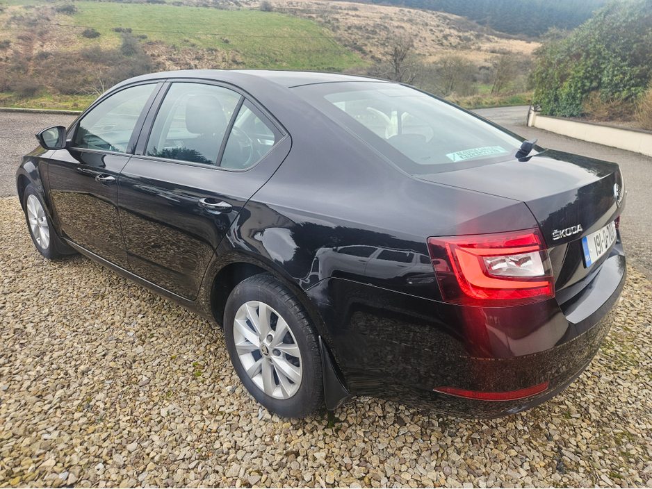 2019 Skoda Octavia 1.6L Diesel For Sale Images