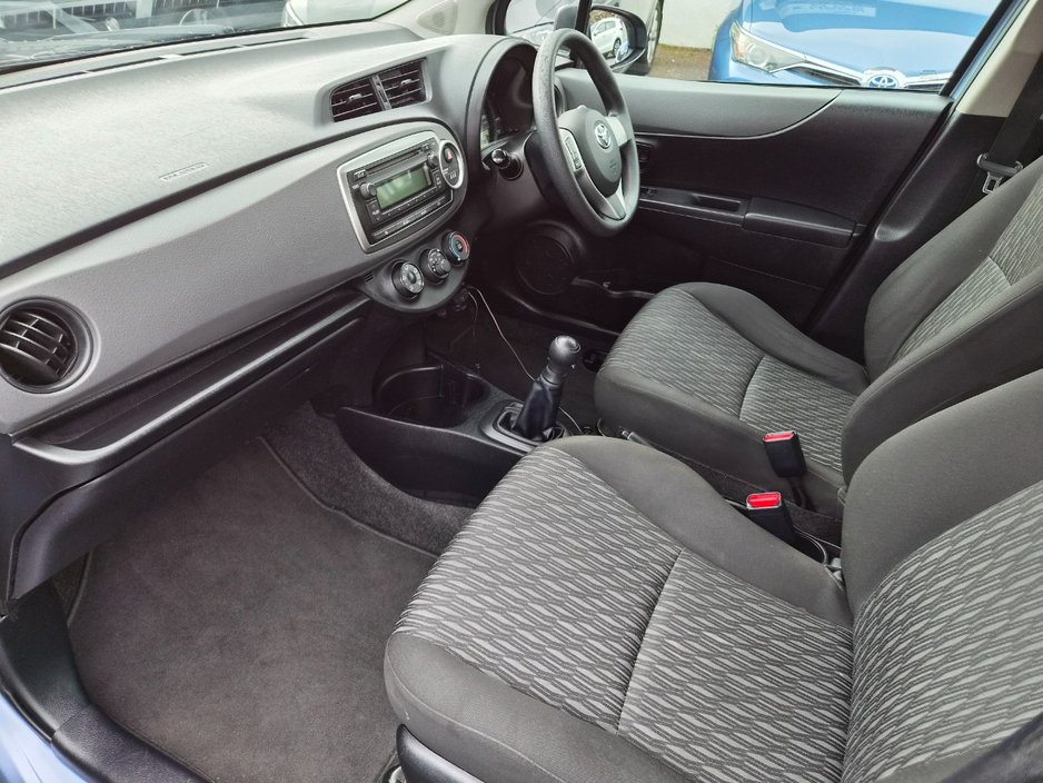 2011 Toyota Yaris 1L Petrol For Sale Images