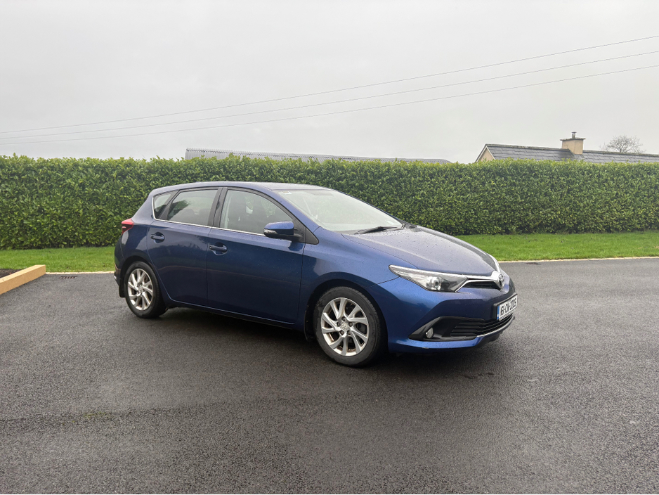 Used Toyota Auris 2016 in Cavan