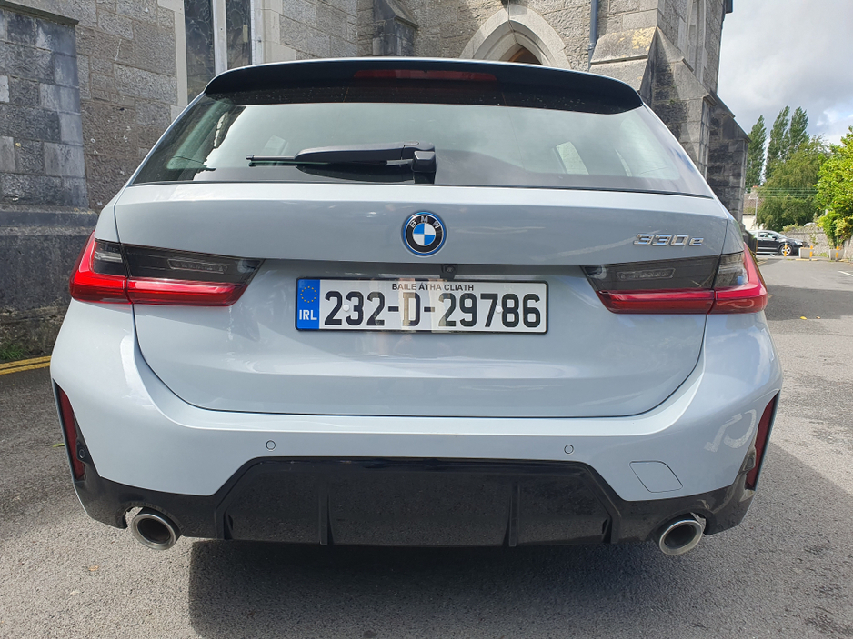 2023 BMW 3 Series 2L Petrol Plug-in Hybrid For Sale Images
