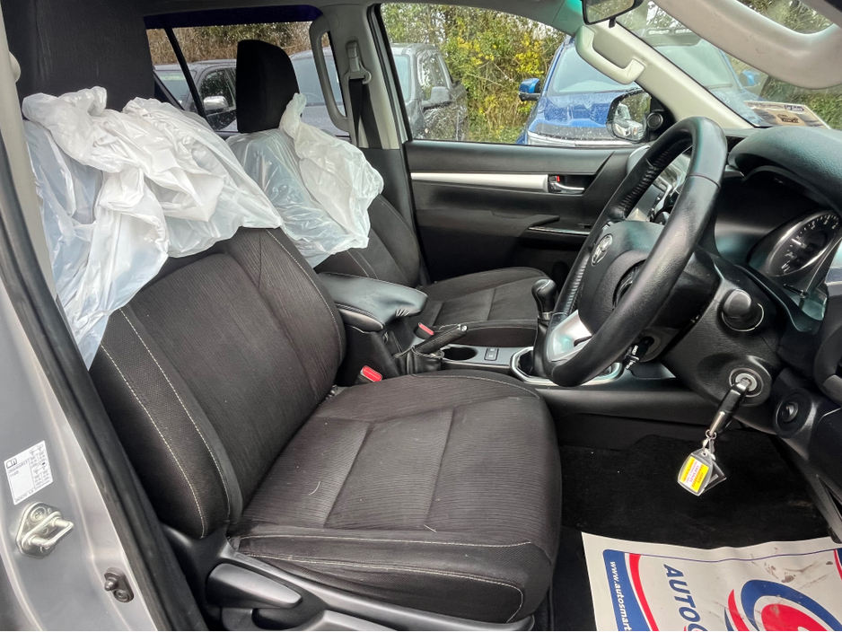 2021 Toyota Hilux 2.8L Diesel For Sale Images