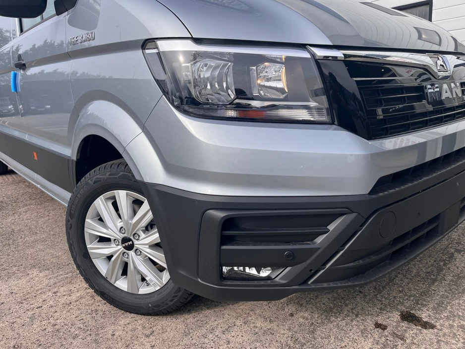 2026 MAN TGE 2L Diesel For Sale Images