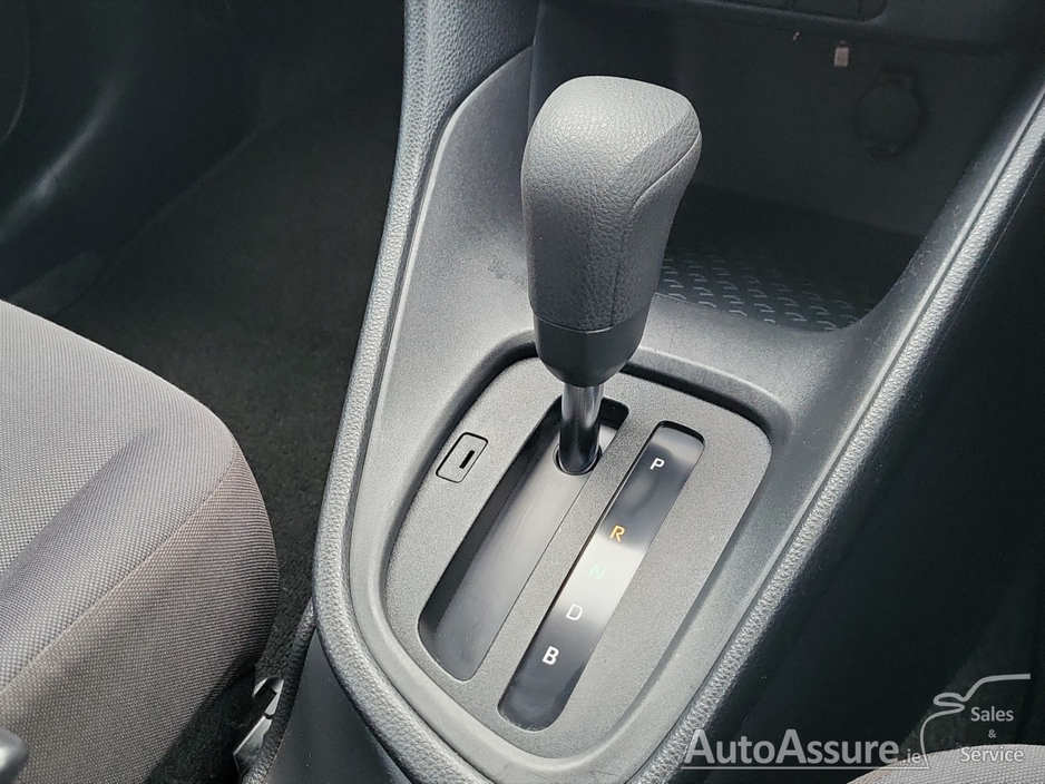 2022 Toyota Yaris 1.5L Hybrid For Sale Images