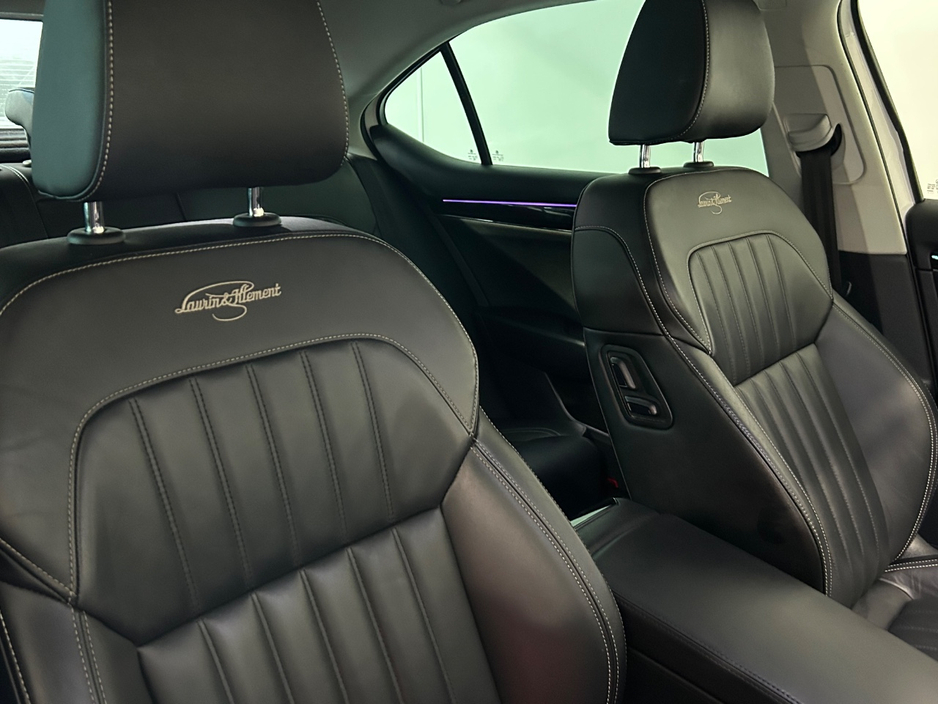 2021 Skoda Superb 2L Diesel For Sale Images