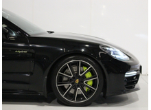 2018 Porsche Panamera 2.9L Petrol Plug-in Hybrid For Sale Images