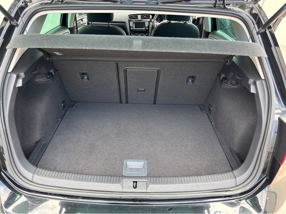 2015 Volkswagen Golf 1.6L Diesel For Sale Images
