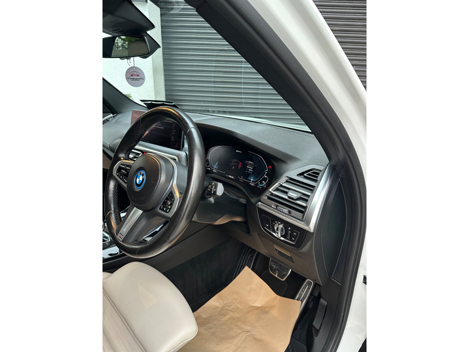 2022 BMW X3 2L Petrol Plug-in Hybrid For Sale Images