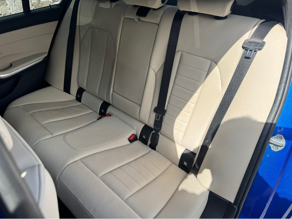2022 BMW 3 Series 2.0L Petrol Plug-in Hybrid For Sale Images
