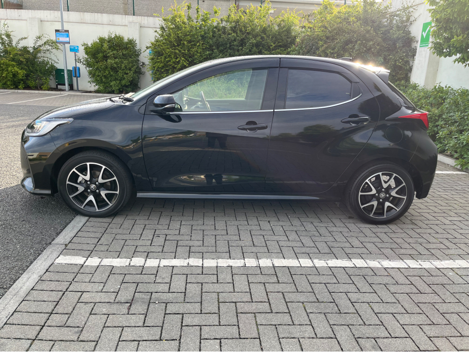 2022 Toyota Vitz 1.5L Petrol Hybrid For Sale Images