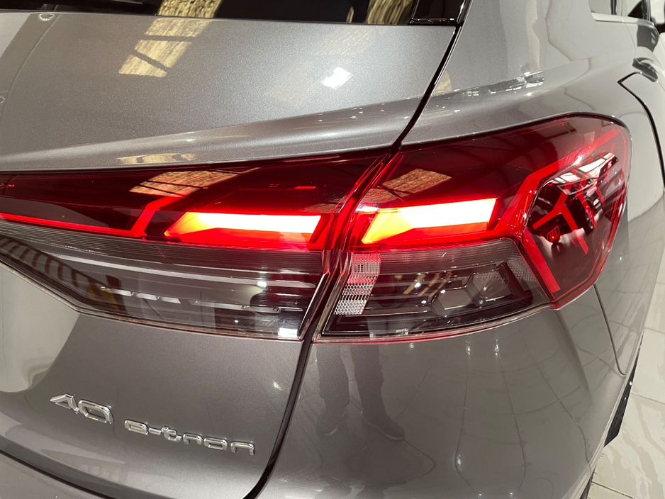 2023 Audi Q4 e-tron 0L Electric For Sale Images