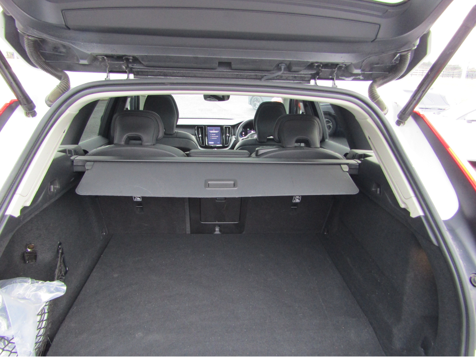 2023 Volvo XC60 2L Petrol Plug-in Hybrid For Sale Images