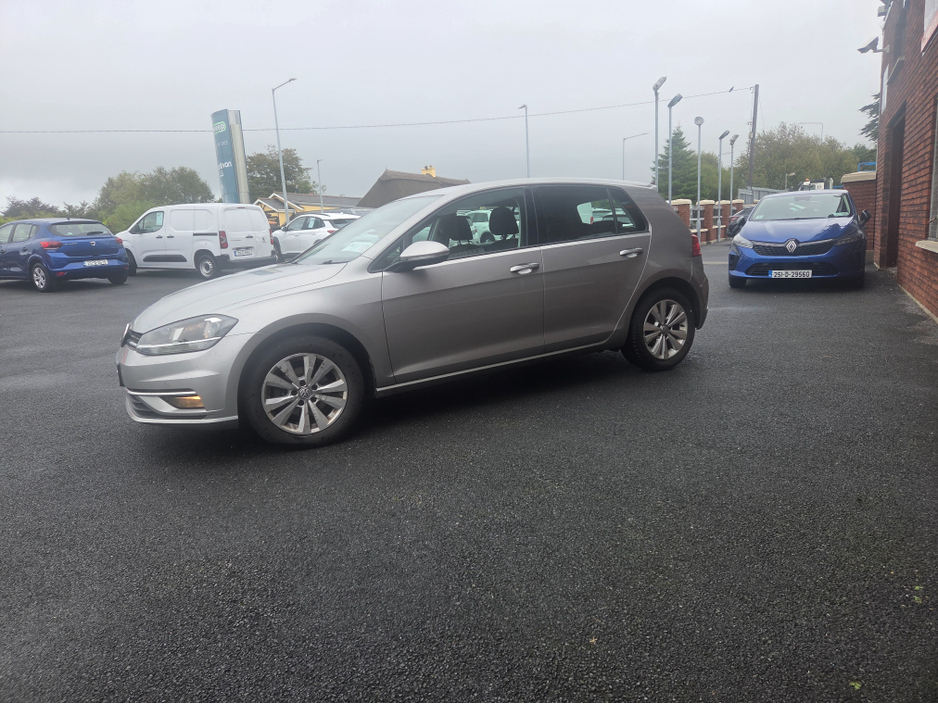 2019 Volkswagen Golf 1L Petrol For Sale Images