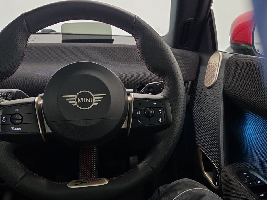 2025 MINI Hatch 0L Electric For Sale Images