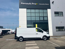 2025 Renault Trafic 2L Diesel For Sale Images