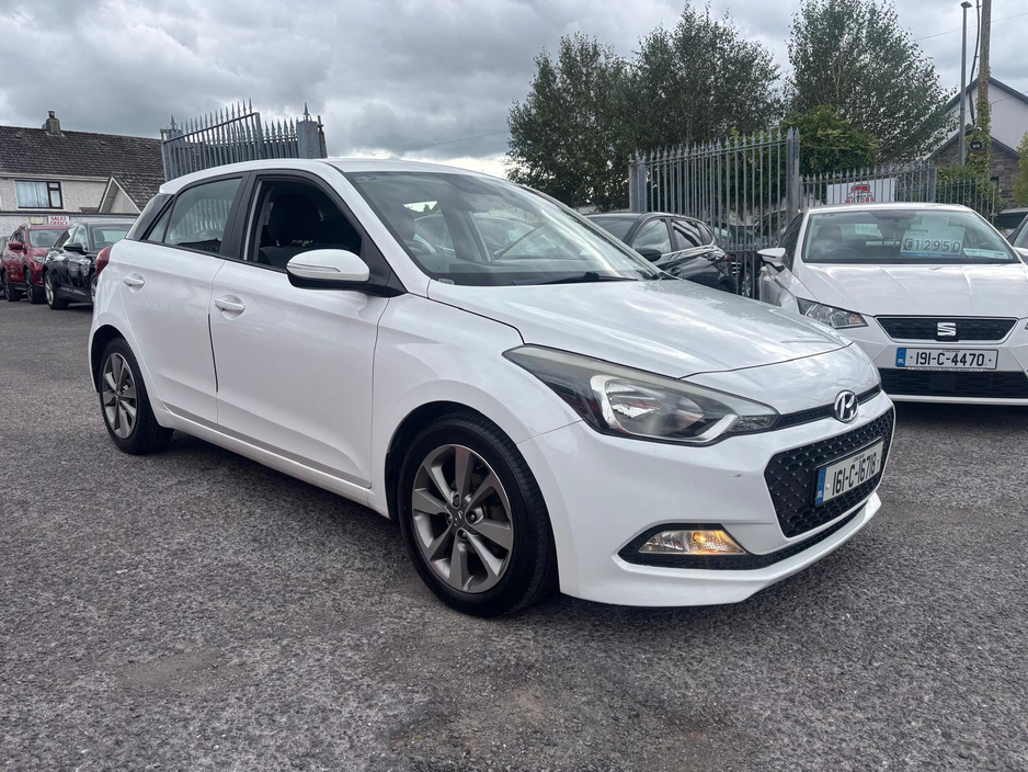 Used Hyundai i20 2016 in Cork
