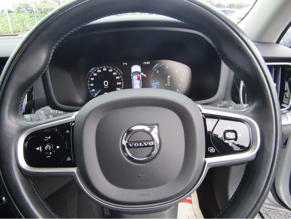 2020 Volvo V60 2L Diesel For Sale Images