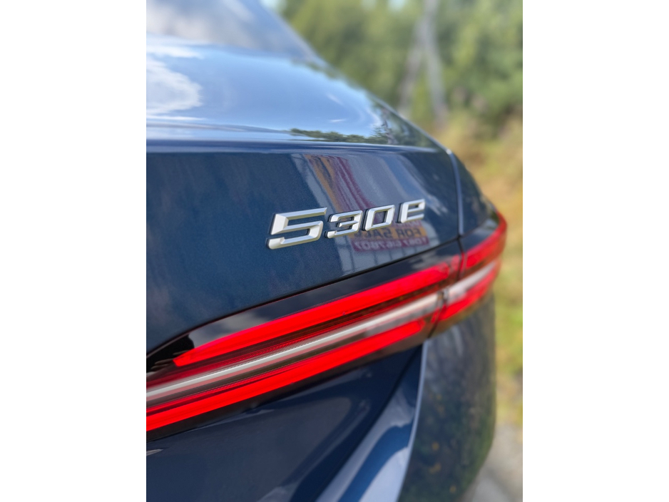 2025 BMW 5 Series 2L Petrol Plug-in Hybrid For Sale Images