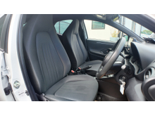 2020 Toyota Yaris 1L Petrol For Sale Images