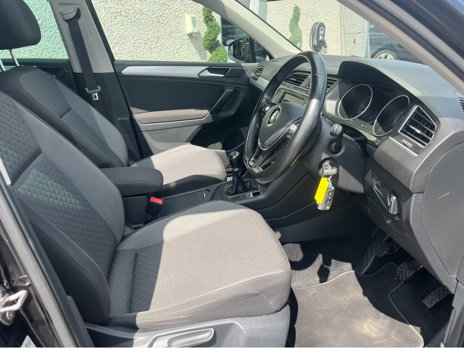 2016 Volkswagen Tiguan 2.0L Diesel For Sale Images