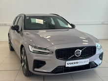 Volvo V60 PHEV T6 (350hp) Plus Dark AWD