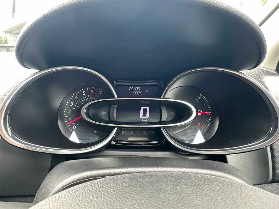 2017 Renault Clio 1.2L Petrol For Sale Images