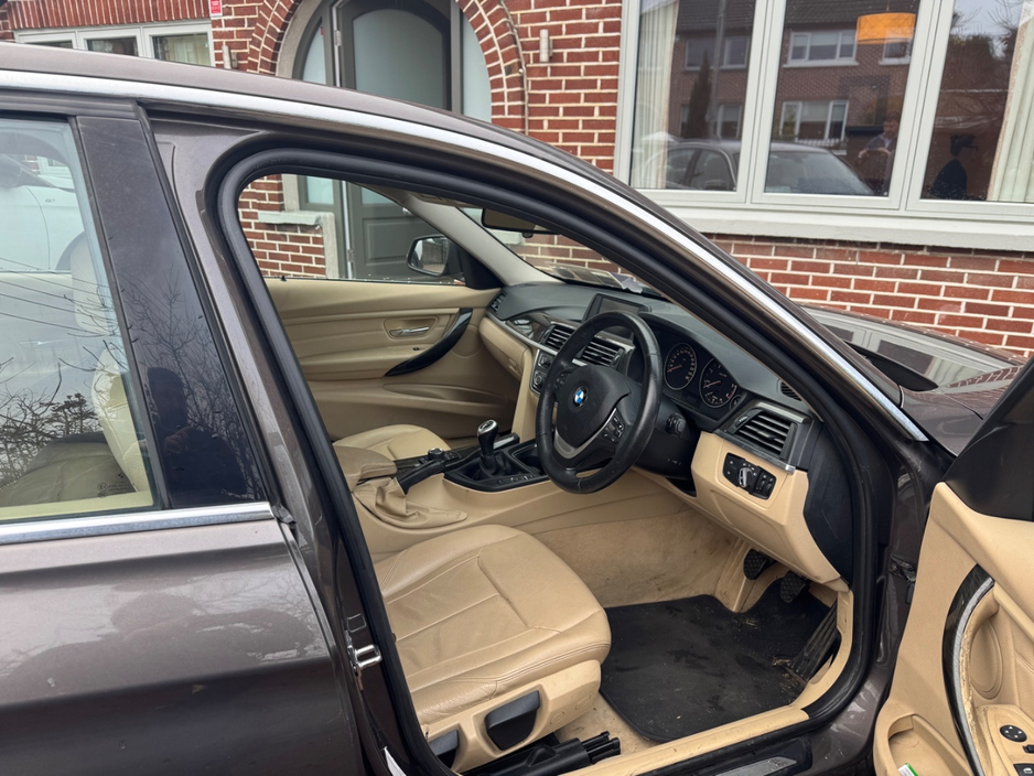 BMW 3 Series D LUXURY — thumbnail 5