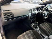 2014 Volkswagen Golf 2L Diesel For Sale Images