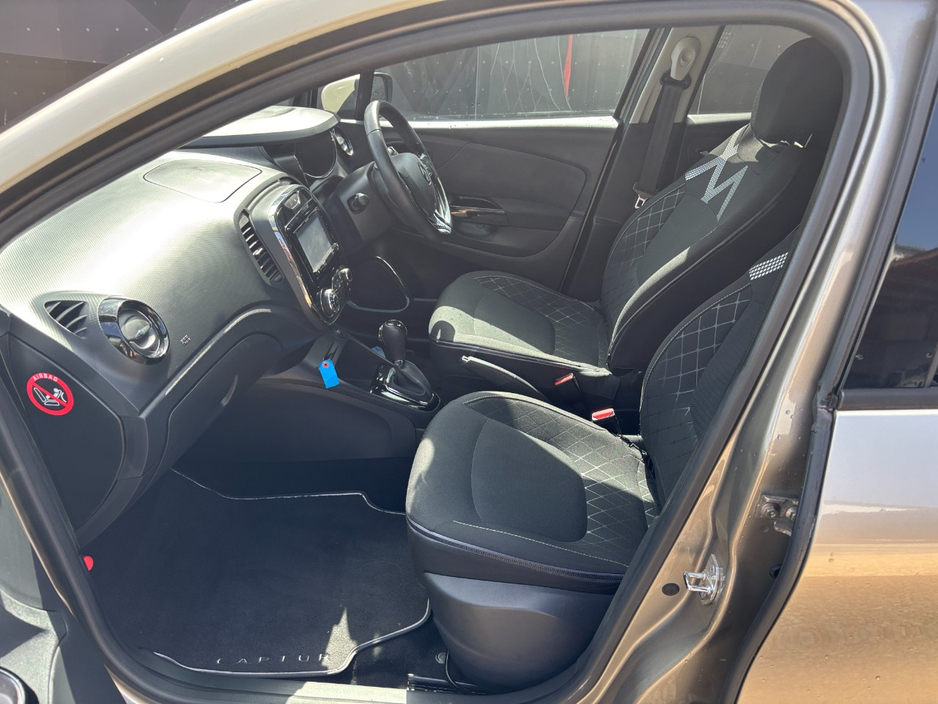 2015 Renault Captur 1.2L Petrol For Sale Images