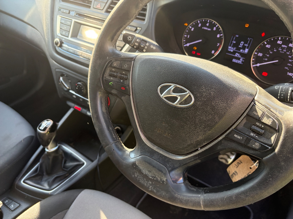 Hyundai i20 ACTIVE T-GDI — thumbnail 17