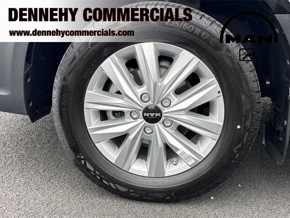 2025 MAN TGE 2.0L Diesel For Sale Images