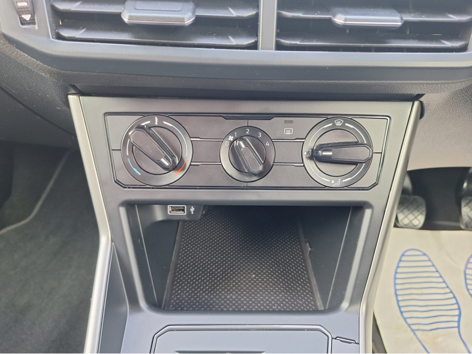 2019 Volkswagen Polo 1.0L Petrol For Sale Images