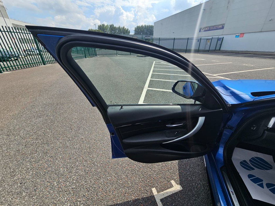 BMW 3 Series 330e , PLUG IN HYBRID, M - SPORT, FULL SERVICE HISTORY, AUTOMATIC, FINANCE, WARRANTY, 5 STAR REVIEWS — thumbnail 19