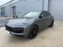 Porsche Cayenne Turbo S e-Hybrid 4.0 V8 671 BHP