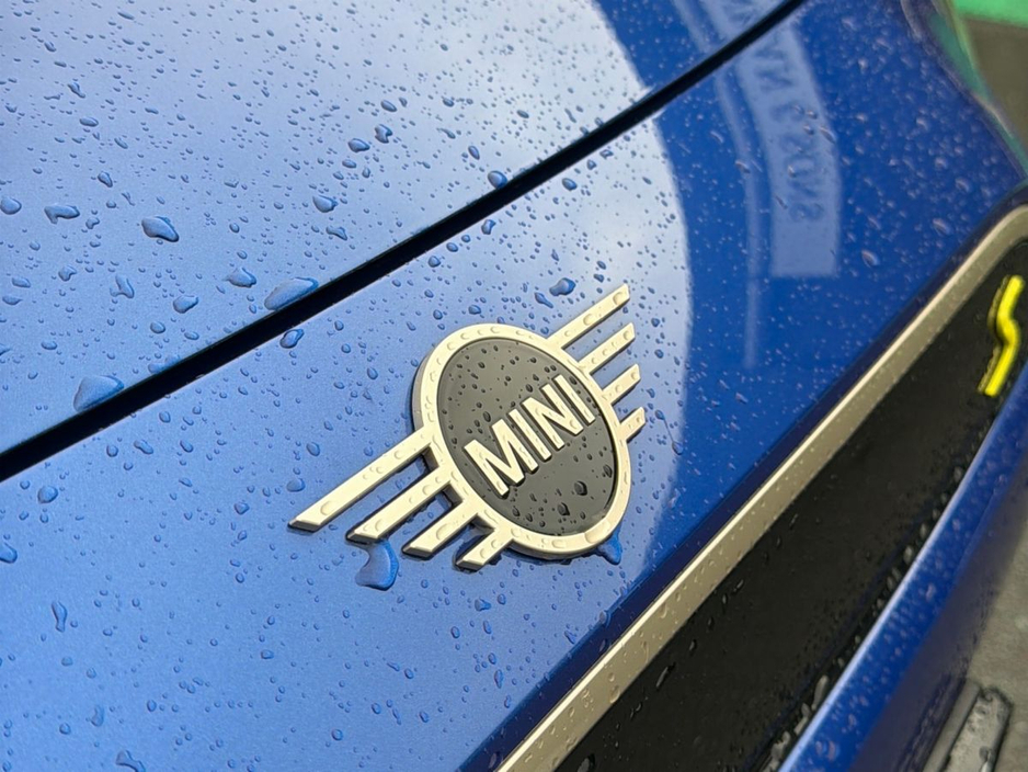 2025 MINI Hatch 0L Electric For Sale Images