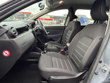 2023 Dacia Duster 1L Petrol For Sale Images