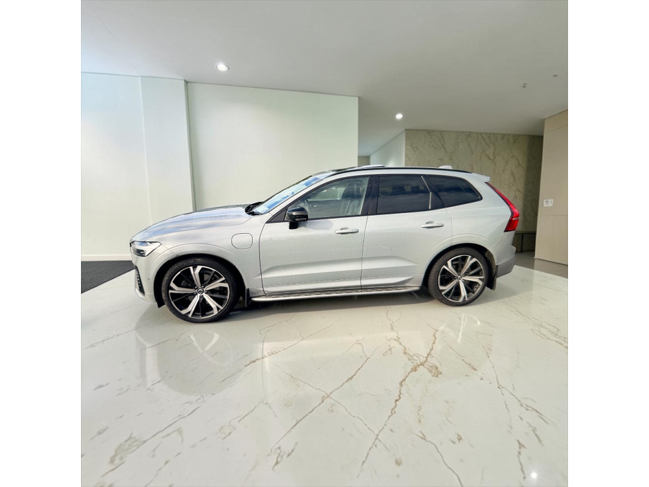 2023 Volvo XC60 2L Petrol Plug-in Hybrid For Sale Images
