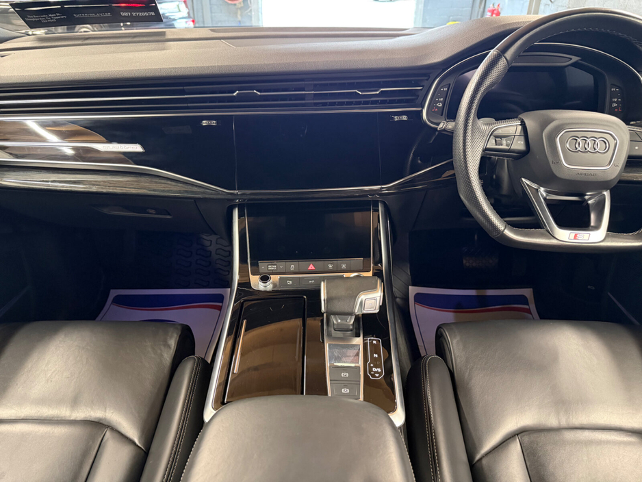 2021 Audi Q7 3L Petrol Hybrid For Sale Images
