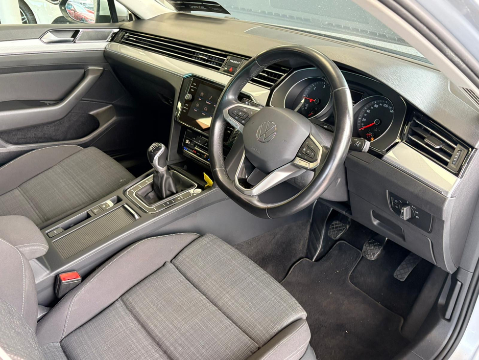 2022 Volkswagen Passat 2L Diesel For Sale Images