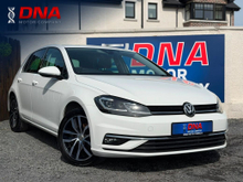 Volkswagen Golf 1.4 HIGHLINE AUTO - ONLY 60KMS