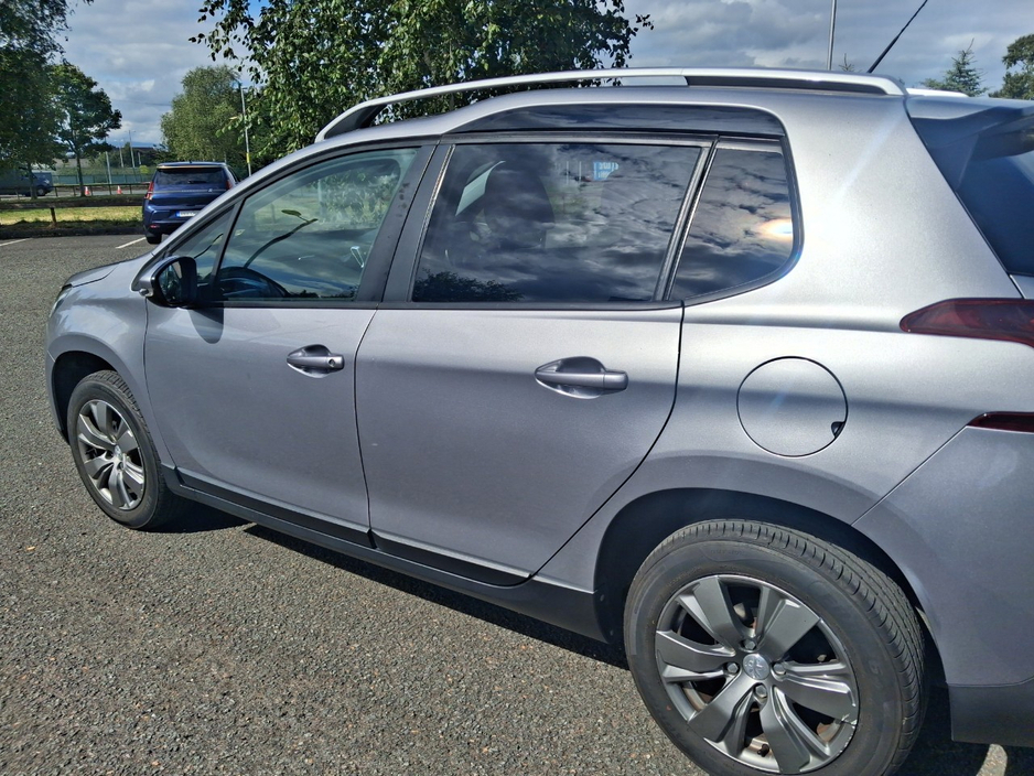 Peugeot 2008 ACTIVE 1.2 PURETECH 82 6. 6.2 4DR — thumbnail 4